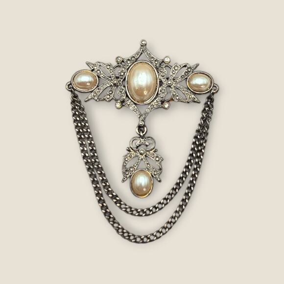 Victorian Revival Faux Pearl & Marcasite Double Chain Drape Vintage Brooch Pin - Picture 5 of 6